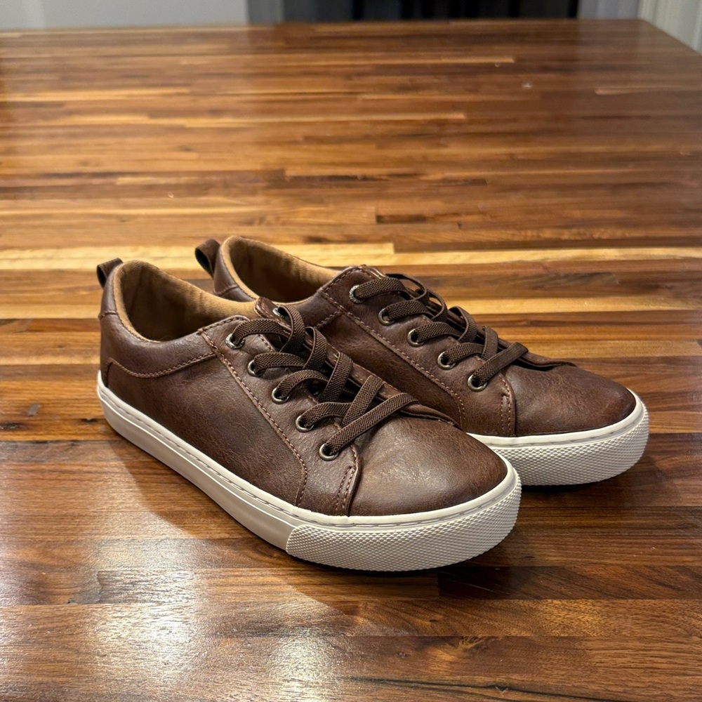 Boys Old Navy Faux Leather Brown Casual Sneakers